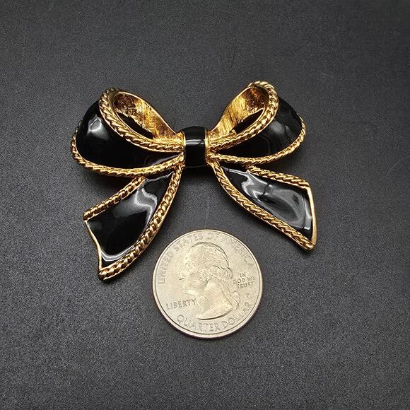 Kenneth Jay Lane for Avon Enhancer Pendant Gold Tone Bow Black Enamel - Picture 2 of 10